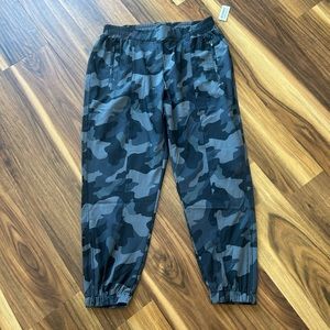 Old Navy Mid-Rise StretchTech Jogger Pants for Women